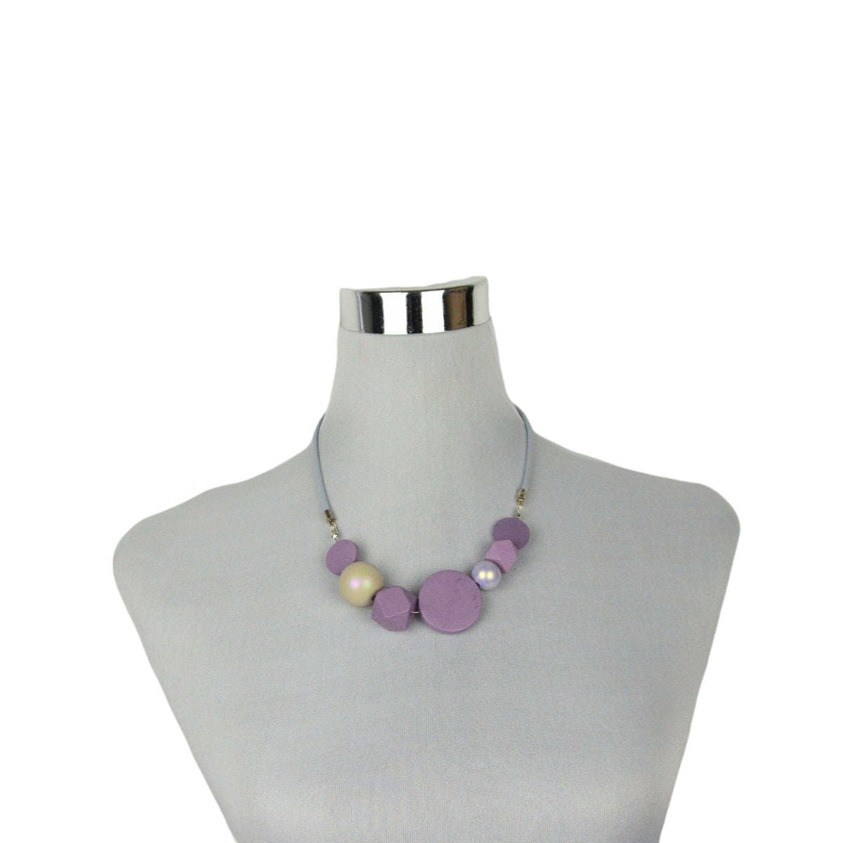 Collar con Formas Geométricas Circulares
